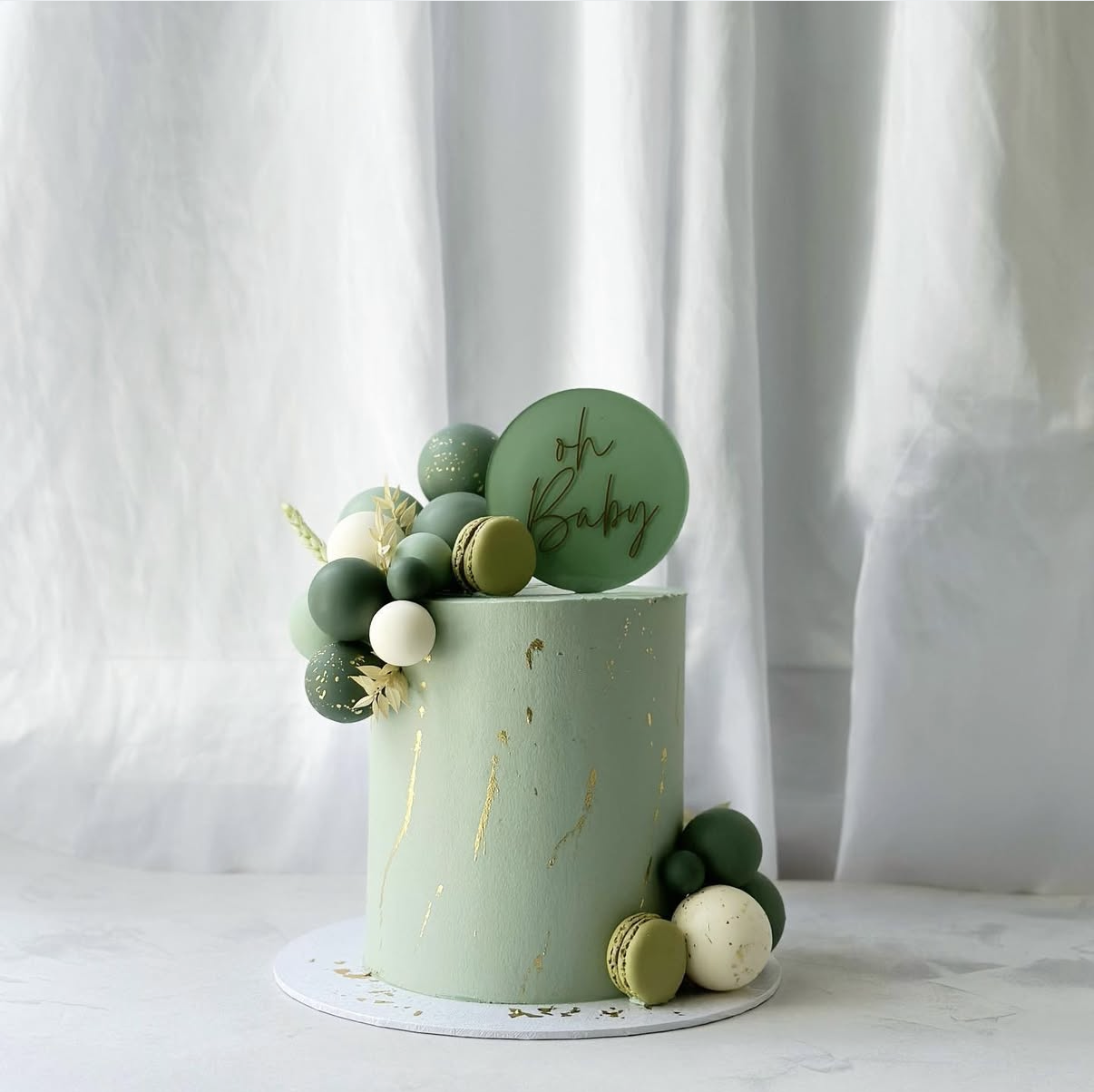 Baby shower cake design 12